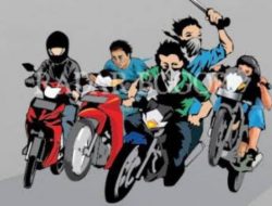 “Resahkan Warga”  Geng Motor Bersajam Busur Beraksi Di Bontonompo Selatan, Aparat Jangan Tutup Mata