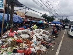 Gunungan Sampah di Pasar Tanete Jadi Sorotan, DPRD Diminta Turun Tangan